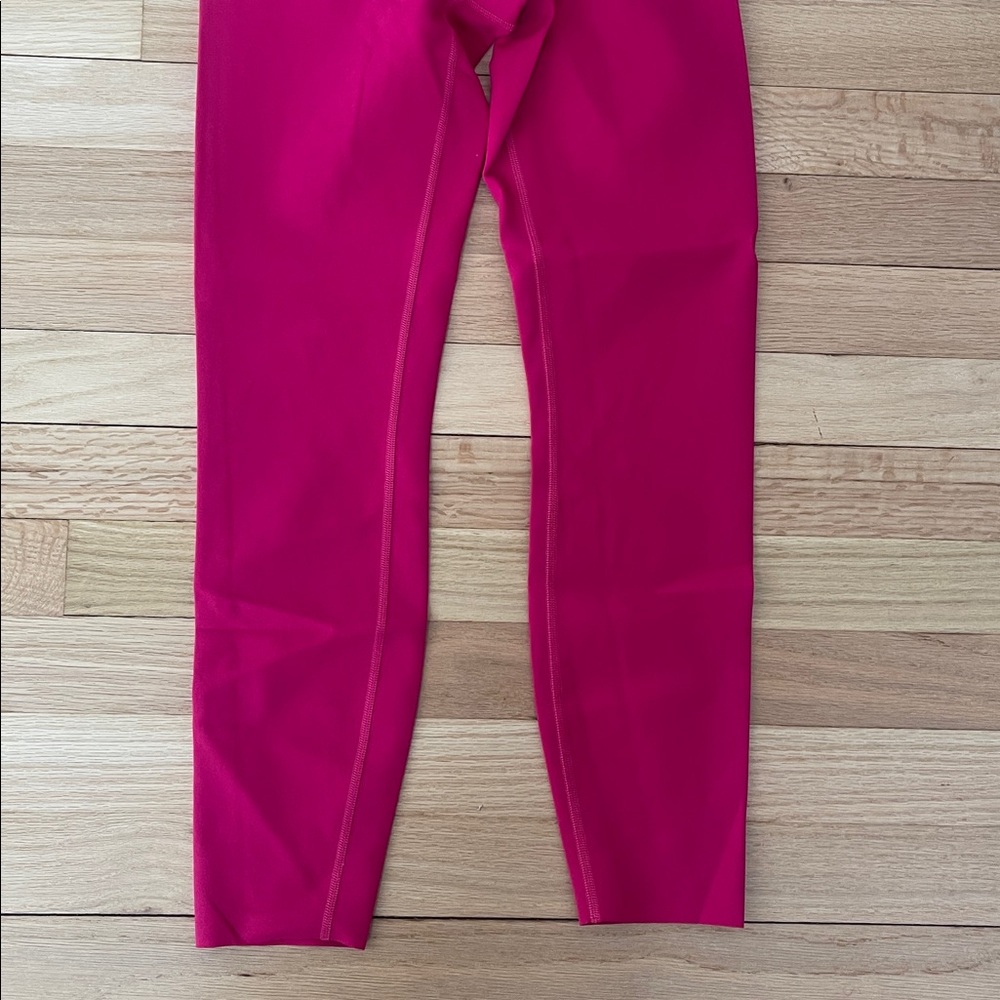 Lululemon Women’s Pink Leggings - Picture 3 of 11